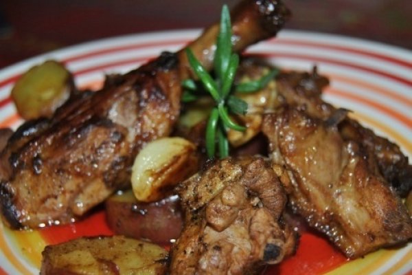 20 de alternative delicioase la fripturile din carne de porc pentru masa de Craciun