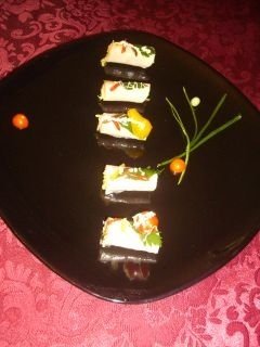 Rulouri cu salata de cruditati