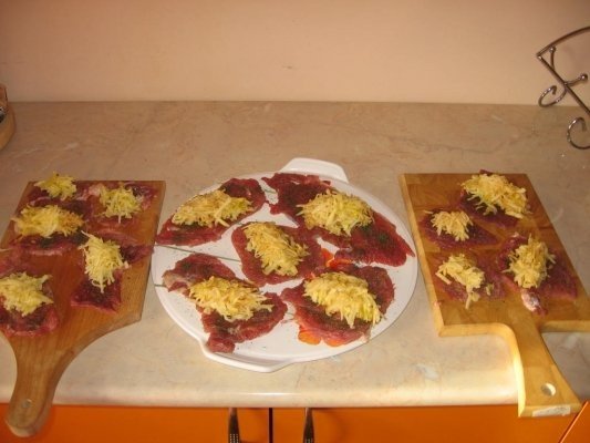 Rulouri curcan cu mar