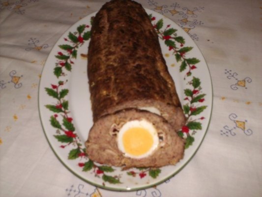 Rulada din carne tocata