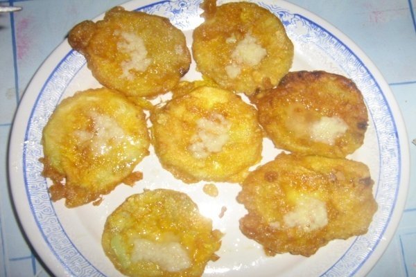 DOVLECEL PANE CU USTUROI