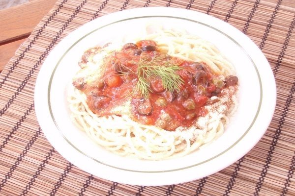 SPAGHETETTI CU FRUCTE DE MARE
