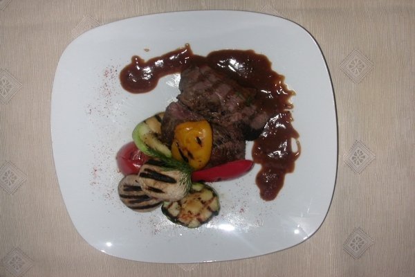 MUSCHI DE VACA IN STIL TERYIAKI