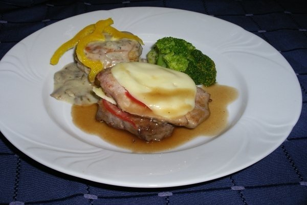 TURNULET GRATINAT DIN PORC SI VITA