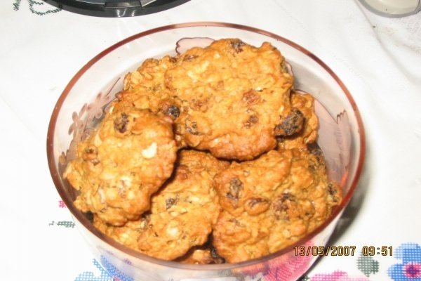 Biscuiţi cu fulgi de ovaz