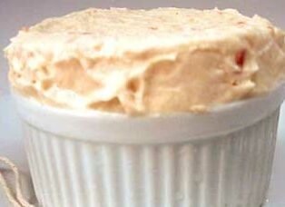 Sufleu de ciocolata alba