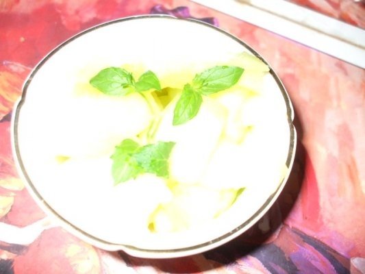 Salata de pepene cantalup