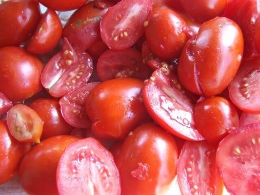 Suc de rosii pentru iarna