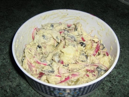 Salata cu peste marinat