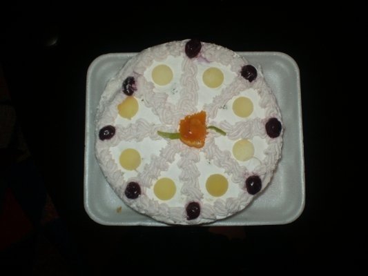 Tort de piscoturi cu ananas