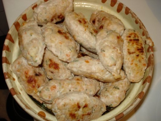 Crochete de pui cu legume