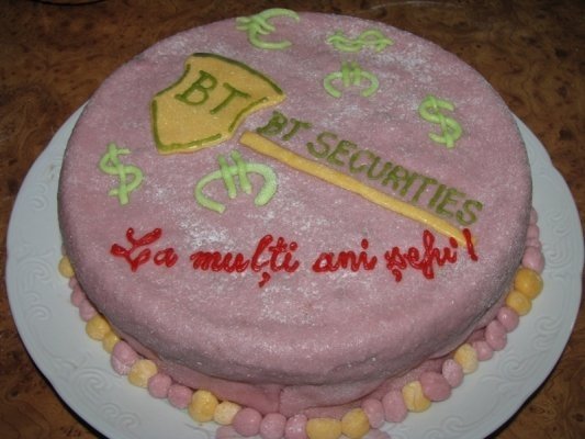 Tort cu blat de cacao si crema de ciocolata