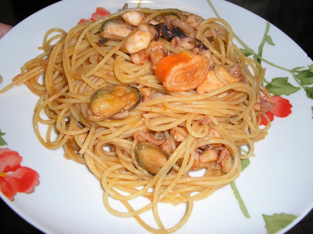 Spaghete cu fructe de mare