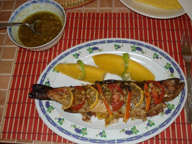 Pastrav cu anchois si lamaie