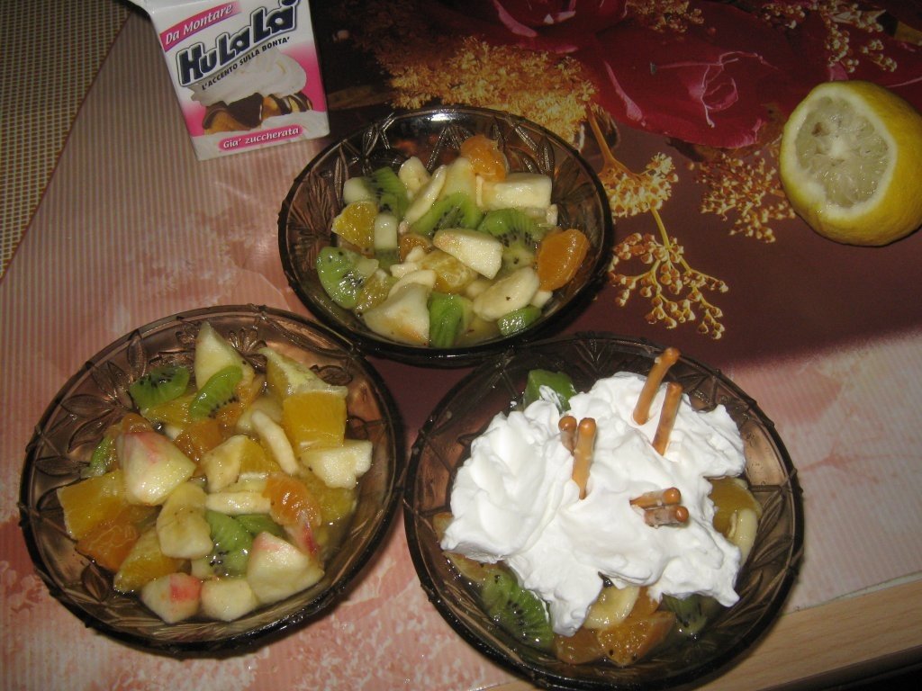 salata de fructe