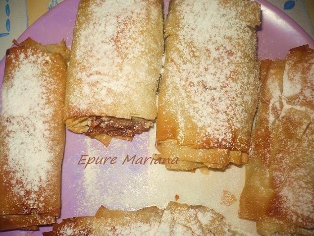 Strudel cu mere