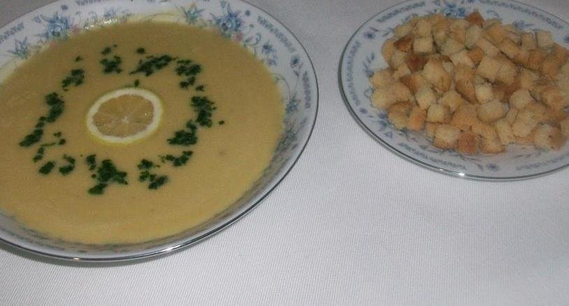 Supa crema de linte (specific arabesc)