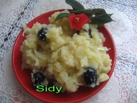 Salata de cartofi cu masline