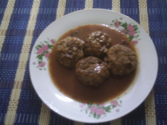 CHIFTELE DIN CARNE MARINATE