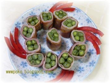 Rulouri cu bacon si pastai