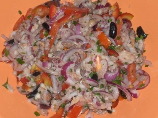 Salata cu peste afumat