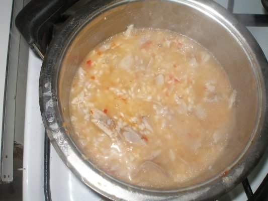 Orez cu carne de pui si cartofi