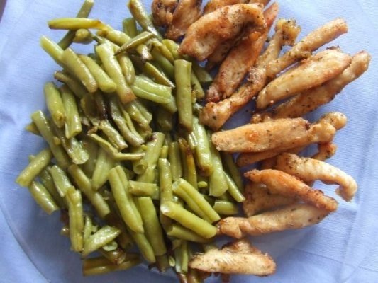 Piept de pui bastonase