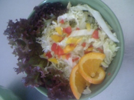 Salata chinezeasca cu suc de mandarine