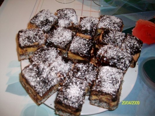 Prajitura cu nuca de cocos si mac