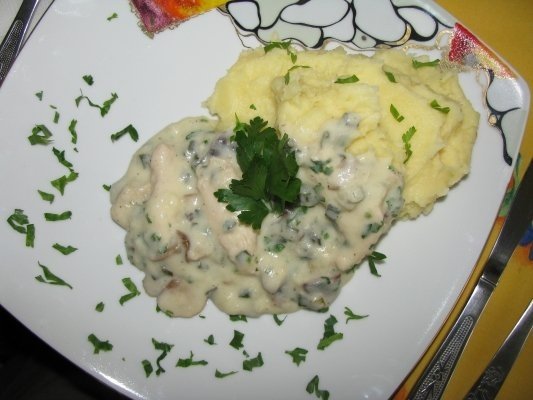 Curcan cu ciuperci si hrean