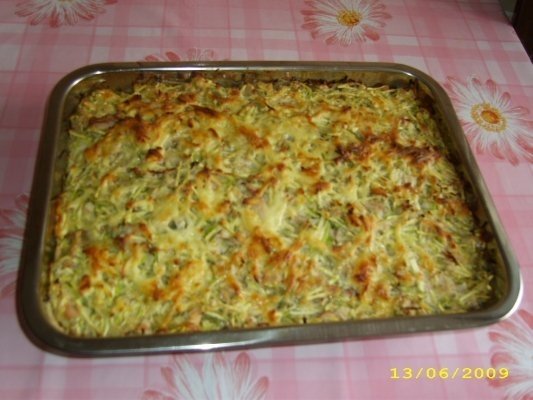 Budinca de dovlecei cu carne de pui