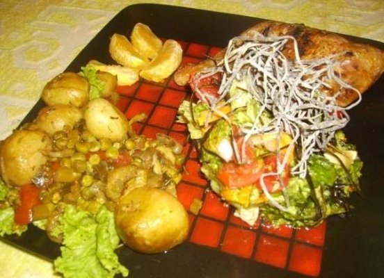Salata Gomez