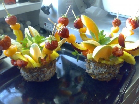 Cosulete cu fructe tropicale