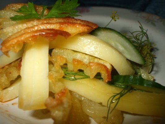 Cartofi prajiti cu cascaval