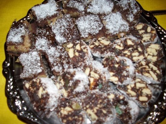 Salam de biscuiţi reţetă