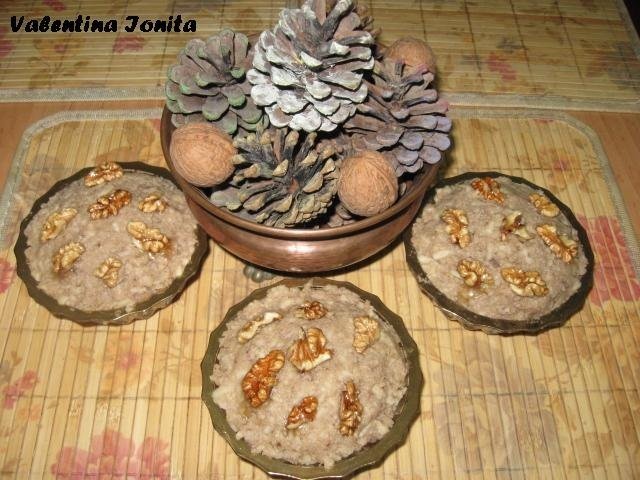 Mere rase cu biscuiti si napolitane pentru pofticiosi - de post