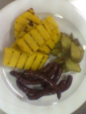 Carnaciori de mistret cu mamaliguta