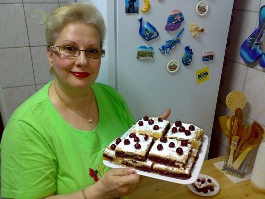 Placinta cu prune si visine.