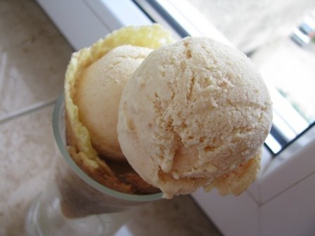 Inghetata de piersici