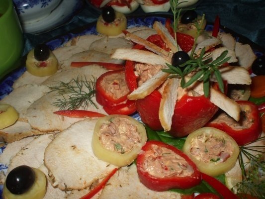 Aperitiv cu friptura rece si pasta de carne