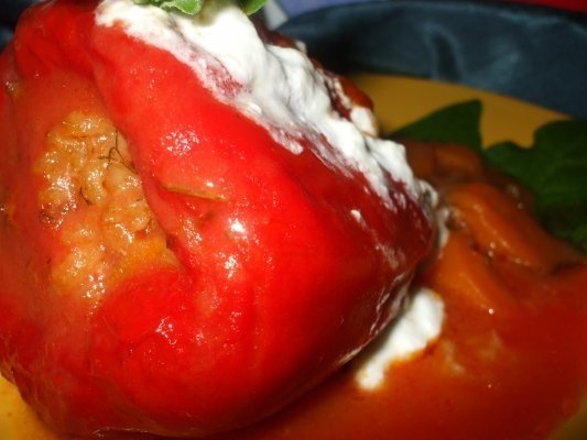 Ardei umpluti cu carne de porc