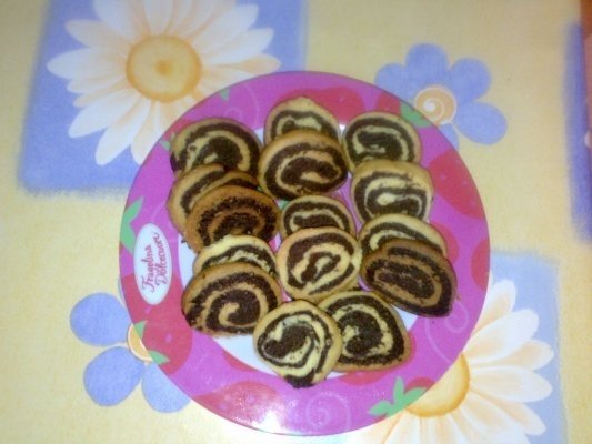 Biscuiti 'alb si negru'