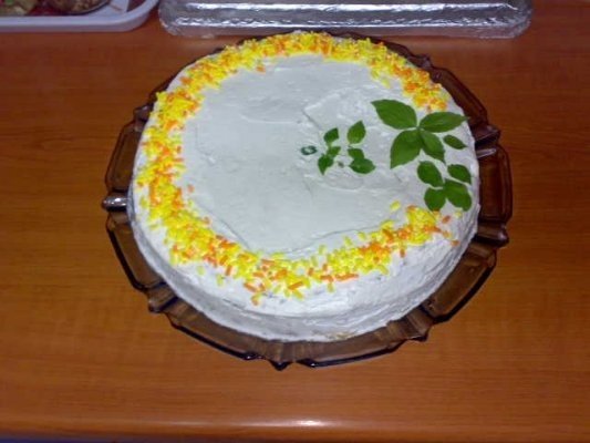 Tort de mere cu frisca si blat de orez.