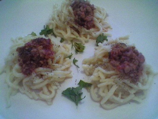 Paste de casa cu carne