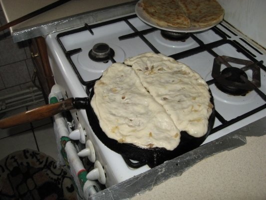 Placinta pe lespede,ca la noi in Ardeal