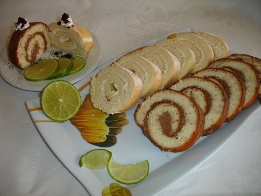Rulada cu crema de lamaie