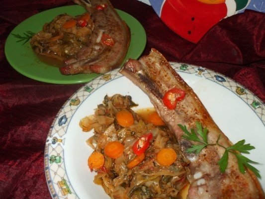 Varza dulce cu piept de porc