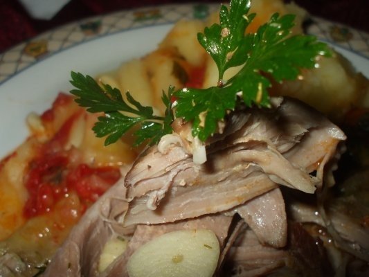 Pulpa de curcan in suc propriu cu piure de cartofi