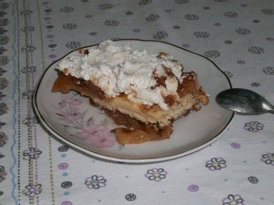 Budinca cu mere la cuptor