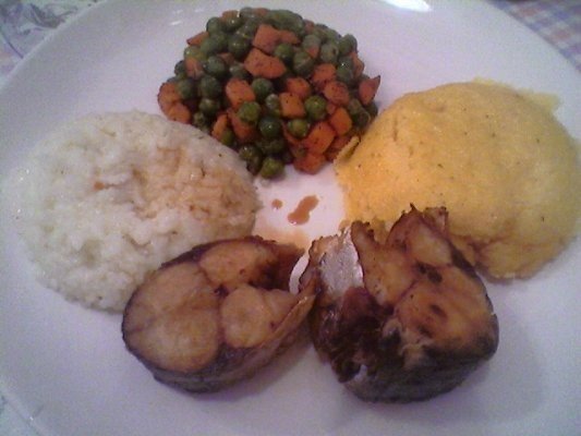 Macrou cu mamaliguta